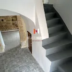 Rent 3 bedroom house of 47 m² in Junas