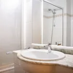 Rent 4 bedroom apartment of 14 m² in Barcelona