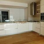 Rent 6 bedroom house of 290 m² in Moncalieri