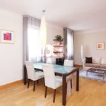 Pronajměte si 2 ložnic/e byt o rozloze 60 m² v Prague