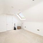 Rent 5 bedroom house in South East England