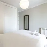 Rent 2 bedroom apartment in madrid