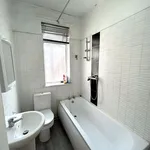 Rent 3 bedroom house in Salford