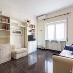 Rent 3 bedroom apartment of 75 m² in Genoa