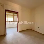 Affitto 5 camera appartamento di 109 m² in Palermo