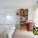 Rent a room of 90 m² in valencia