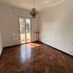 Rent 4 bedroom apartment of 160 m² in Genova