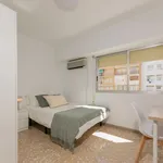 Rent 5 bedroom apartment in Valencia