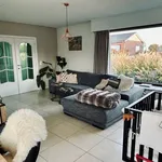 Maison de 660 m² avec 3 chambre(s) en location à Meerbeek