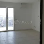 Affitto 3 camera appartamento di 84 m² in Torino