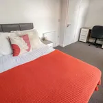 Rent 3 bedroom house in London