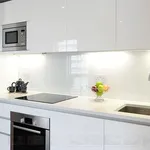 Rent 2 bedroom flat of 66 m² in London