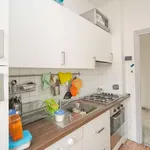 Rent a room of 70 m² in turin