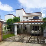 Rent 5 bedroom house of 412 m² in Cancún