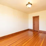 Rent 3 bedroom apartment of 92 m² in Vancouver