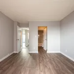 Appartement de 904 m² avec 1 chambre(s) en location à Edmonton