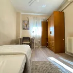 Alquilo 2 dormitorio apartamento de 10 m² en Fuenlabrada