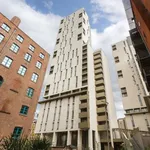 Rent 2 bedroom flat in Manchester