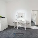 Rent 1 bedroom flat in South West England