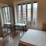 Rent 2 bedroom apartment of 60 m² in Milano