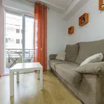 Rent a room of 90 m² in valencia