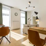 Miete 3 Schlafzimmer wohnung von 55 m² in Magdeburg