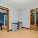 Rent 4 bedroom apartment of 163 m² in Middletown