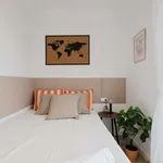 Rent a room of 220 m² in Barcelona