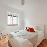 Rent 6 bedroom apartment in Lisbon