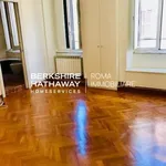 Rent 5 bedroom apartment of 210 m² in Roma