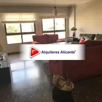 Rent 4 bedroom apartment of 135 m² in Alicante