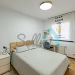 Alquilo 4 dormitorio apartamento de 126 m² en Oviedo