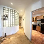 Rent 4 bedroom apartment of 144 m² in LYON