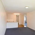 Rent 2 bedroom apartment in Gladstone Central