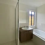 Rent 4 bedroom house in Armstrong Creek VIC 3217