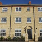 Rent 4 bedroom house in East Midlands