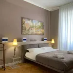 Rent 1 bedroom apartment of 80 m² in milan