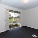 Rent 3 bedroom house in  Armadale WA 6112                        