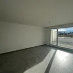 Rent 3 bedroom apartment of 64 m² in 11