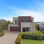 Rent 4 bedroom house in Nikenbah