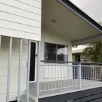 Rent 3 bedroom house of 797 m² in Moranbah