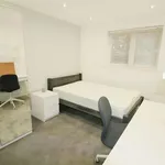 Rent 7 bedroom flat in East Midlands