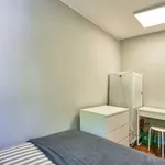 Rent a room in lisbon