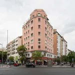 Rent a room of 140 m² in Madrid