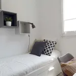 Rent a room of 170 m² in Barcelona