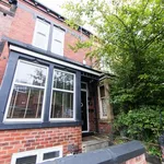 Rent 6 bedroom house in Leeds