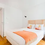 Rent 1 bedroom apartment in Lisbon