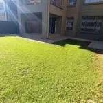 Rent 2 bedroom apartment of 82 m² in Benoni