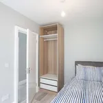 Rent a room of 350 m² in dublin