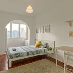 Rent a room in lisbon